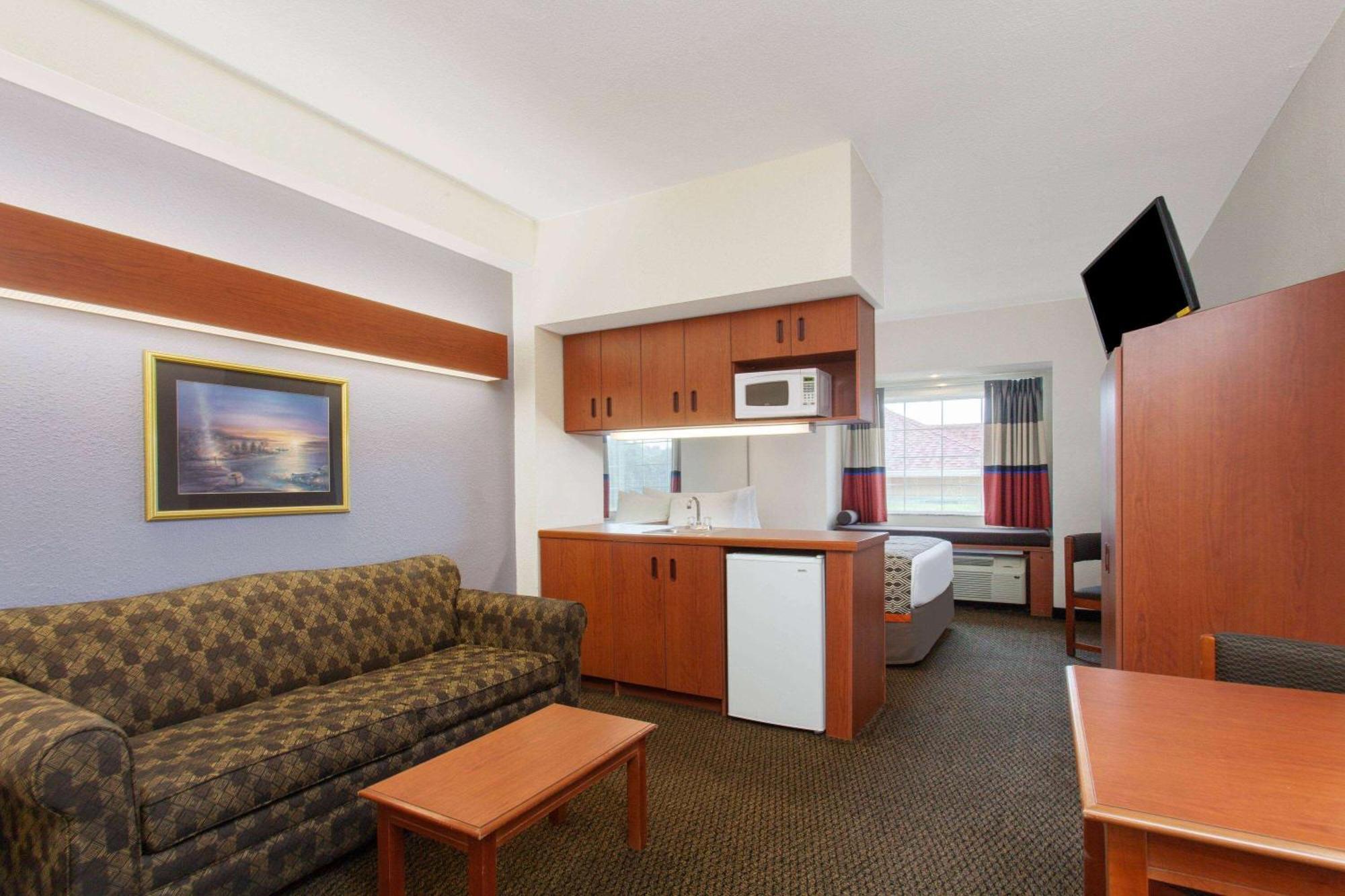 Microtel Inn And Suites By Wyndham - Lady Lake/ The Villages Dış mekan fotoğraf